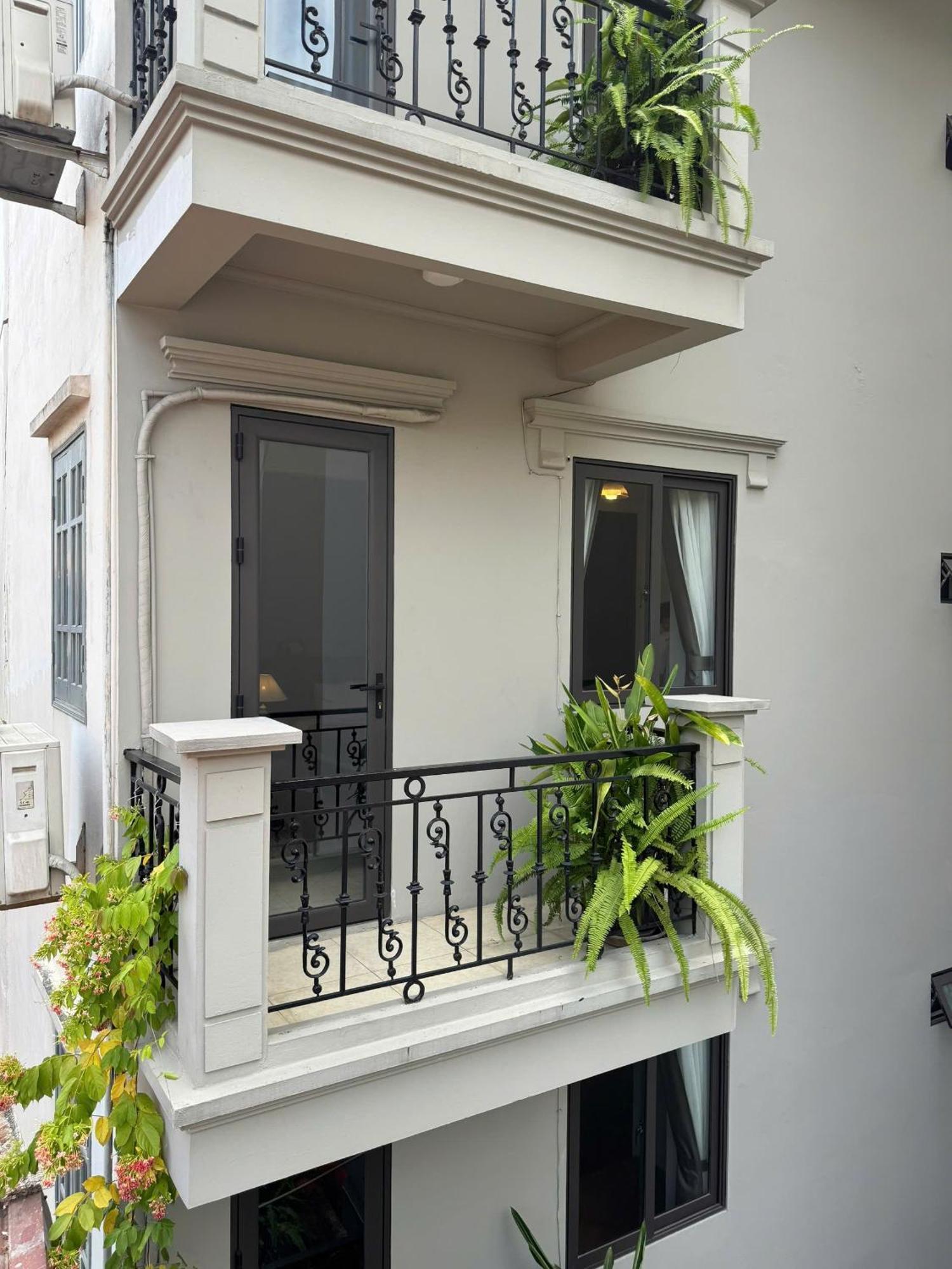 T Home Balcony Homestay Ханой Екстер'єр фото